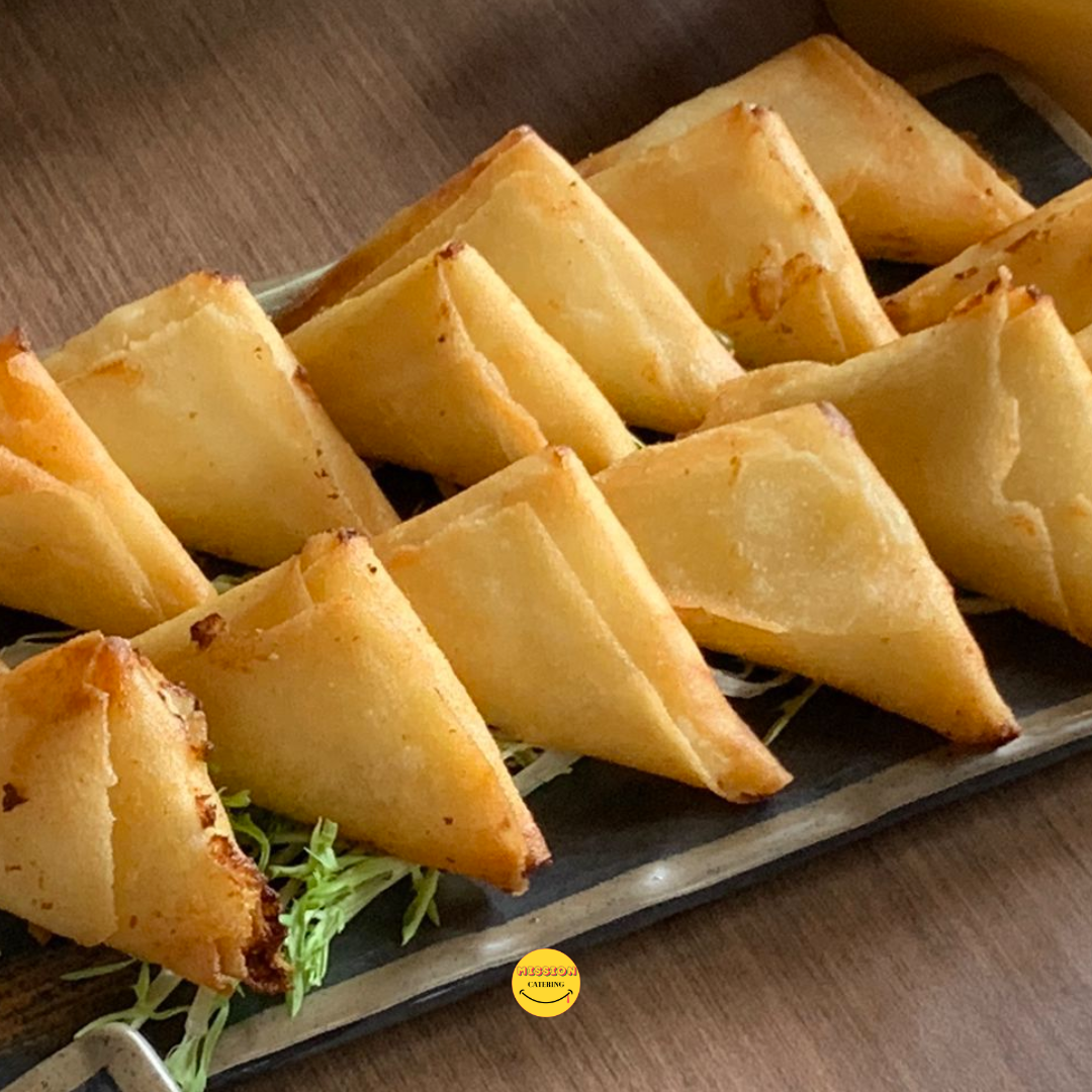 酥炸忌廉芝士蟹角 | Crab Rangoon (15 pc)